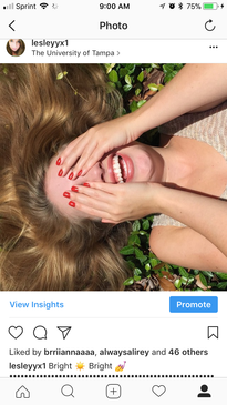 Lesley Rowland (YouTube LesleyyX1) Seventeen Social Club post for nail polish by Sally Hansen